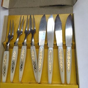 VTG Hostess Bake Lite Serving Set Fork & Knife